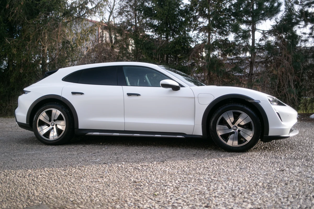 Porsche Taycan - Zmrożenie folią PPF - Shiro Detailing Brzesko