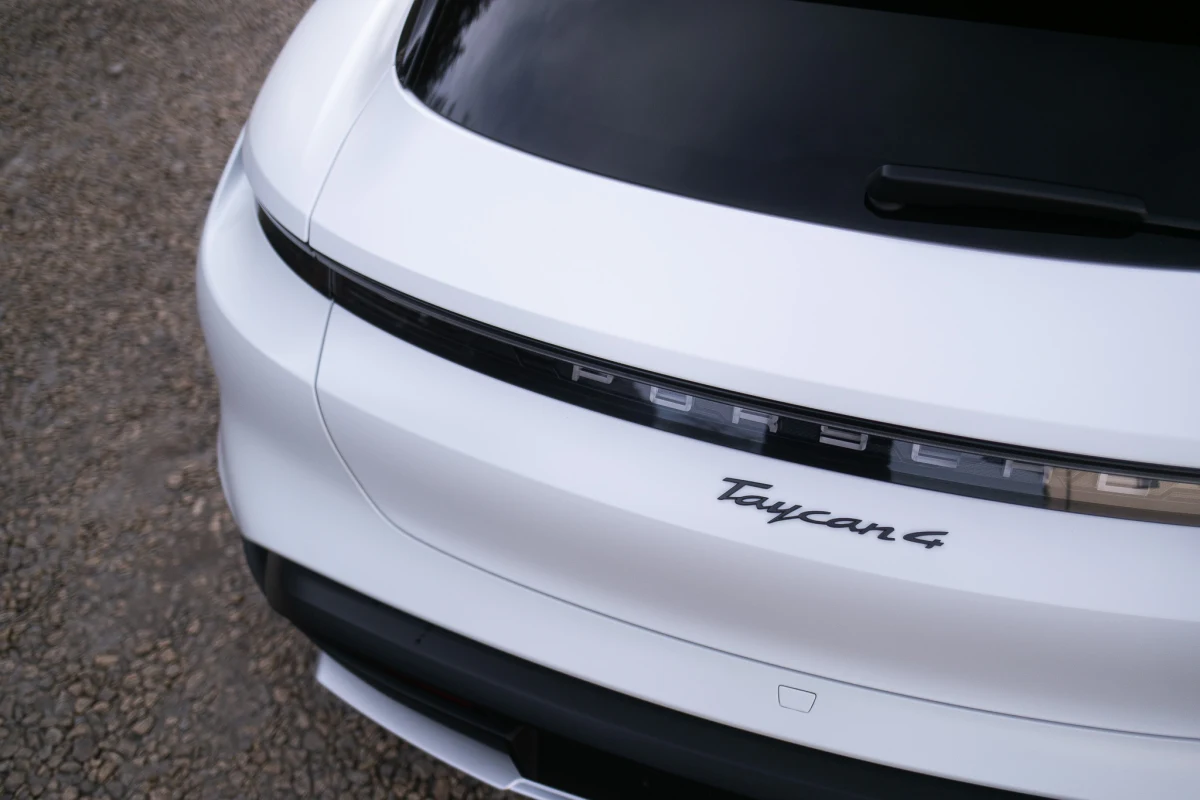 Porsche Taycan - Zmrożenie folią PPF - Shiro Detailing Brzesko