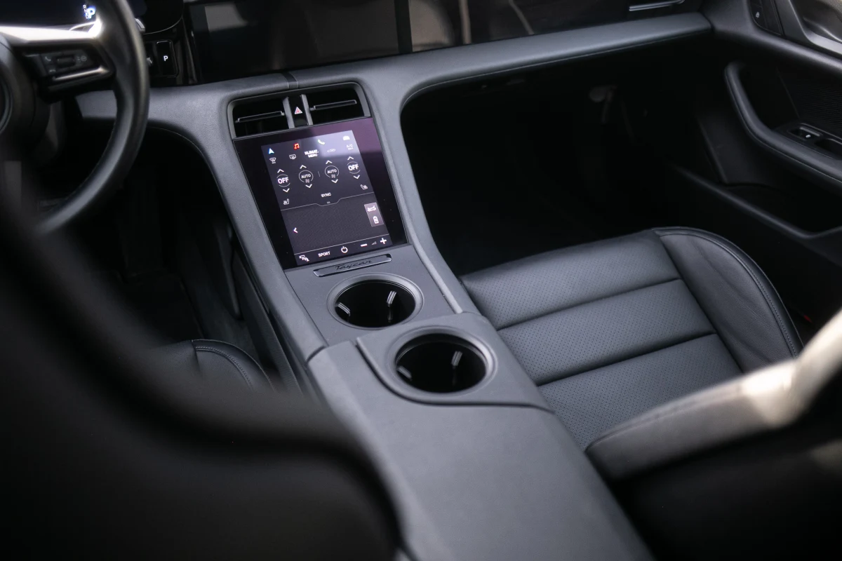 Porsche Taycan - Zmrożenie folią PPF - Shiro Detailing Brzesko
